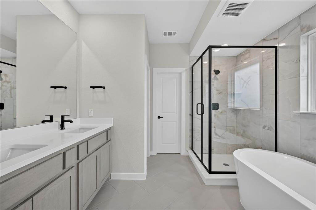 2709 Santa Monica Mews - Photo 15