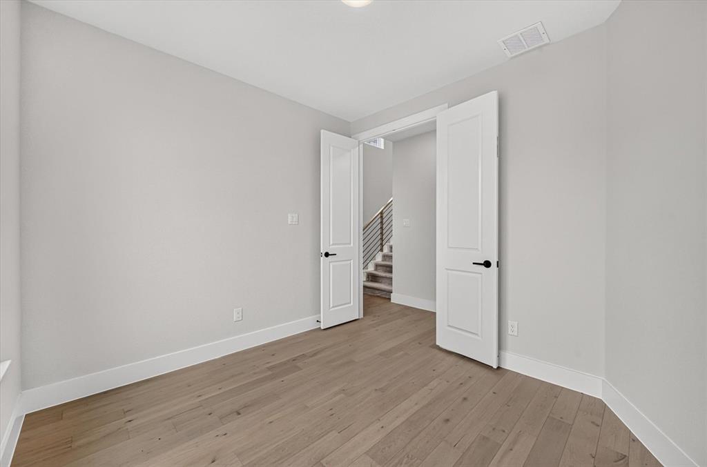 2709 Santa Monica Mews - Photo 18
