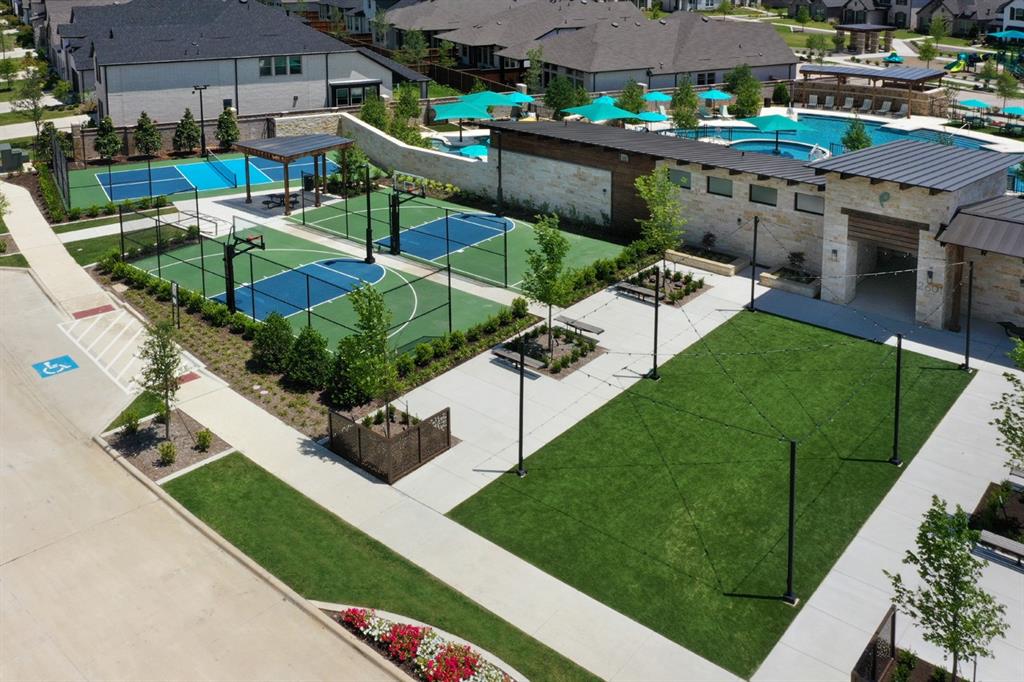 2709 Santa Monica Mews - Photo 32