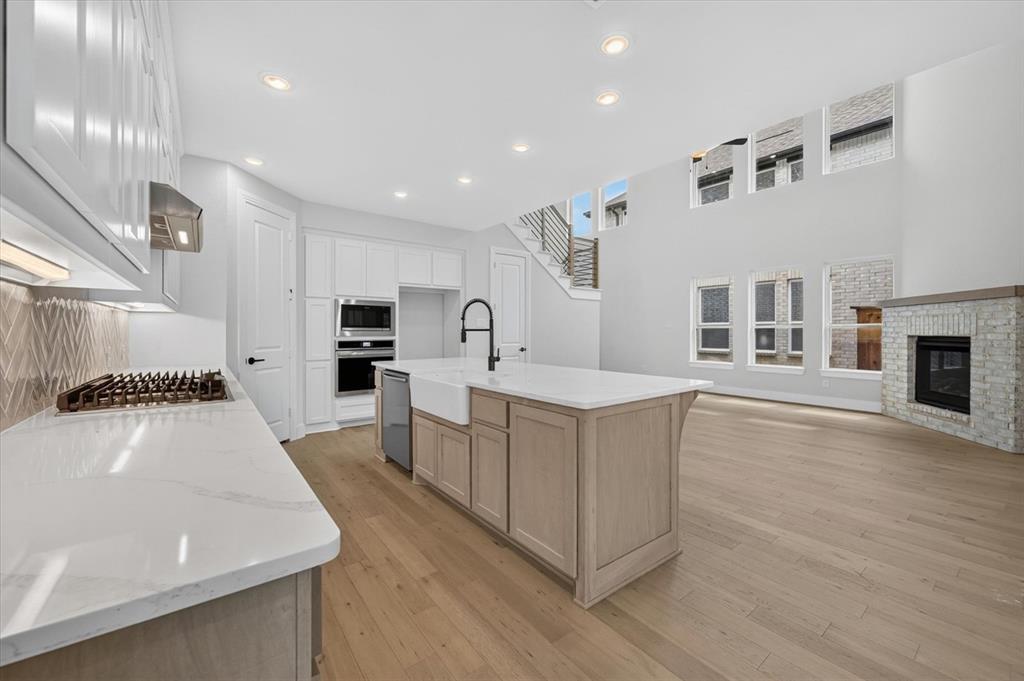 2709 Santa Monica Mews - Photo 5