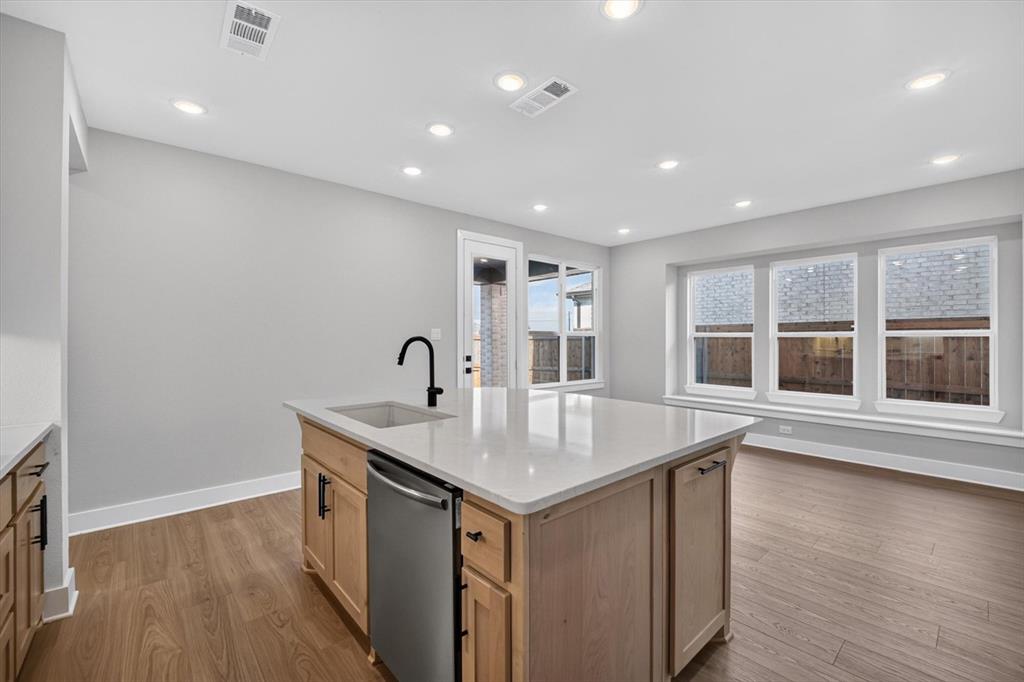 2713 Santa Monica Mews - Photo 3
