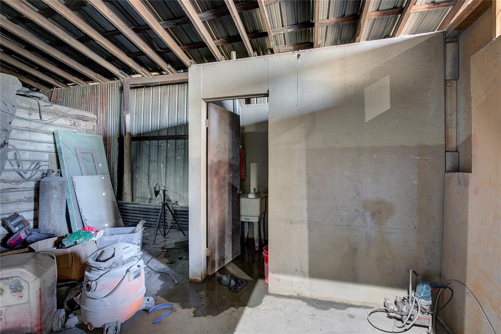 3974 Texas 11 E - Photo 13