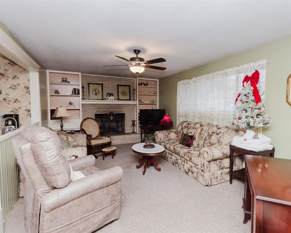663 6th Street - Photo 10