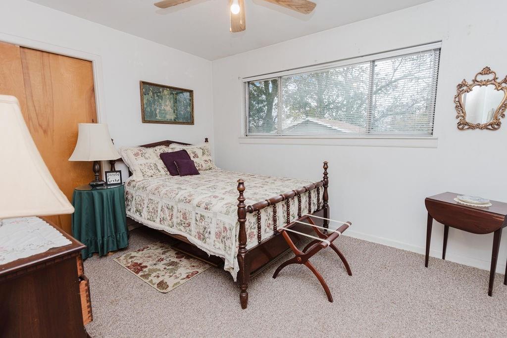 663 6th Street - Photo 23