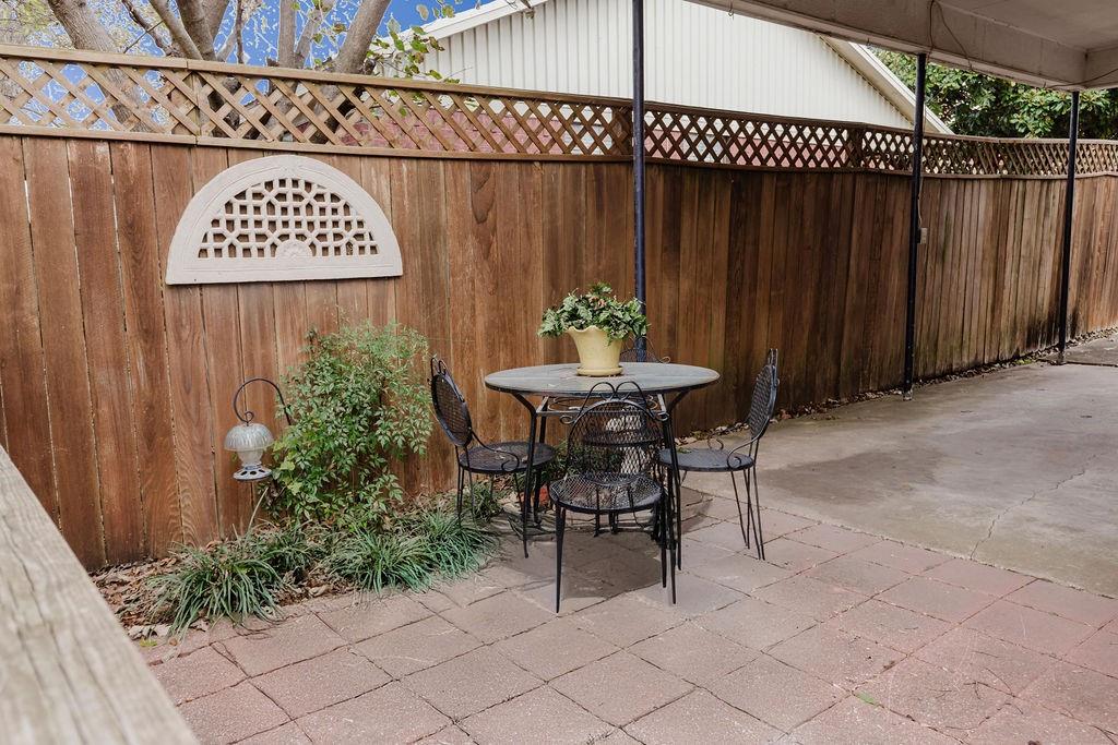 663 6th Street - Photo 29