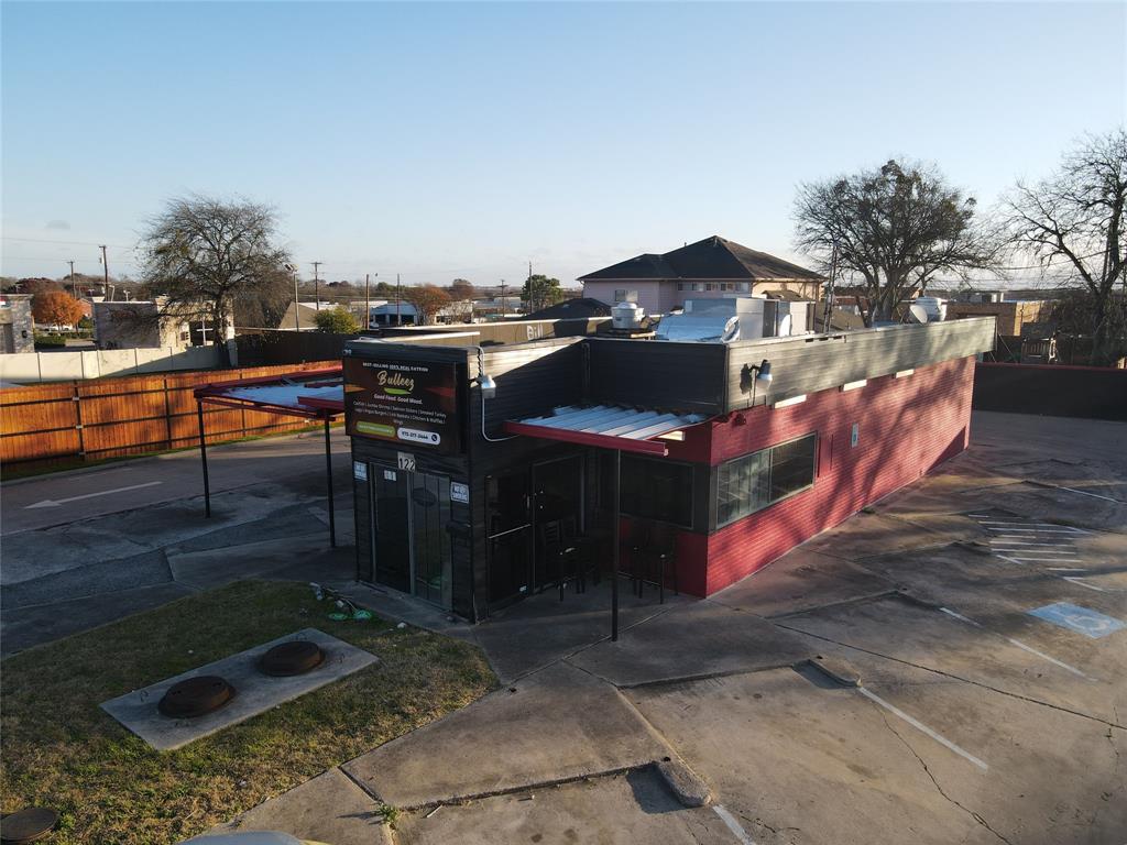 122 S Hampton Road - Photo 1