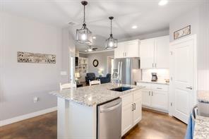 1610 Badger Lane - Photo 10