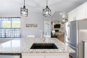 1610 Badger Lane - Photo 11