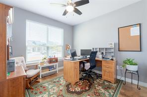 1610 Badger Lane - Photo 18