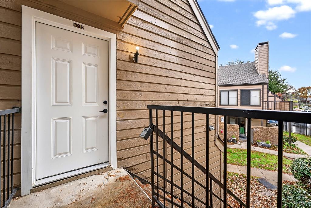 9801 Walnut Street - Photo 1