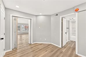 9801 Walnut Street - Photo 14