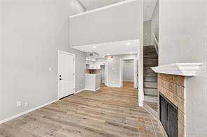 9801 Walnut Street - Photo 3