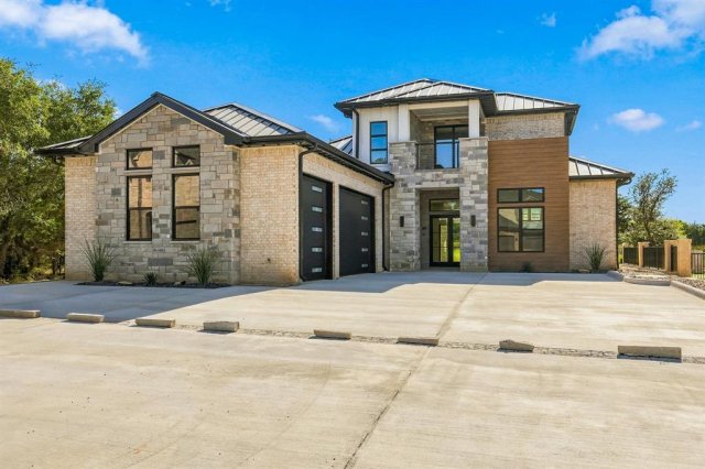 125 Oyster Bay