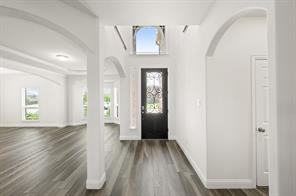 2610 White Plains Drive - Photo 3