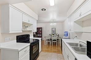 2646 Custer Parkway - Photo 10