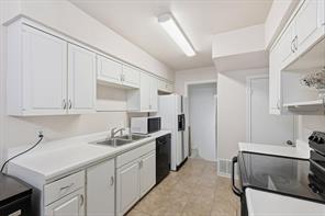 2646 Custer Parkway - Photo 9