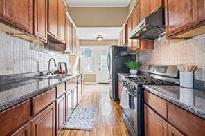 436 Craig Street - Photo 13