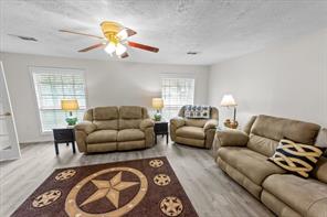 158 County Road 1733 - Photo 4