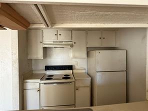 6050 Melody Lane - Photo 5