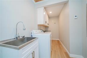 812 E 1st - Photo 22