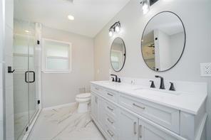 812 E 1st - Photo 30