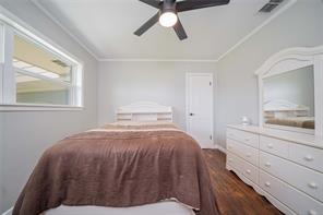 812 E 1st - Photo 34