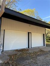 404 W Elm Street - Photo 2