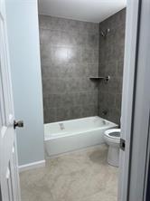 404 W Elm Street - Photo 4