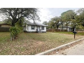 4518 Erath Street - Photo 2