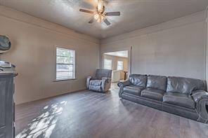 1000 N Clinton Street N - Photo 6