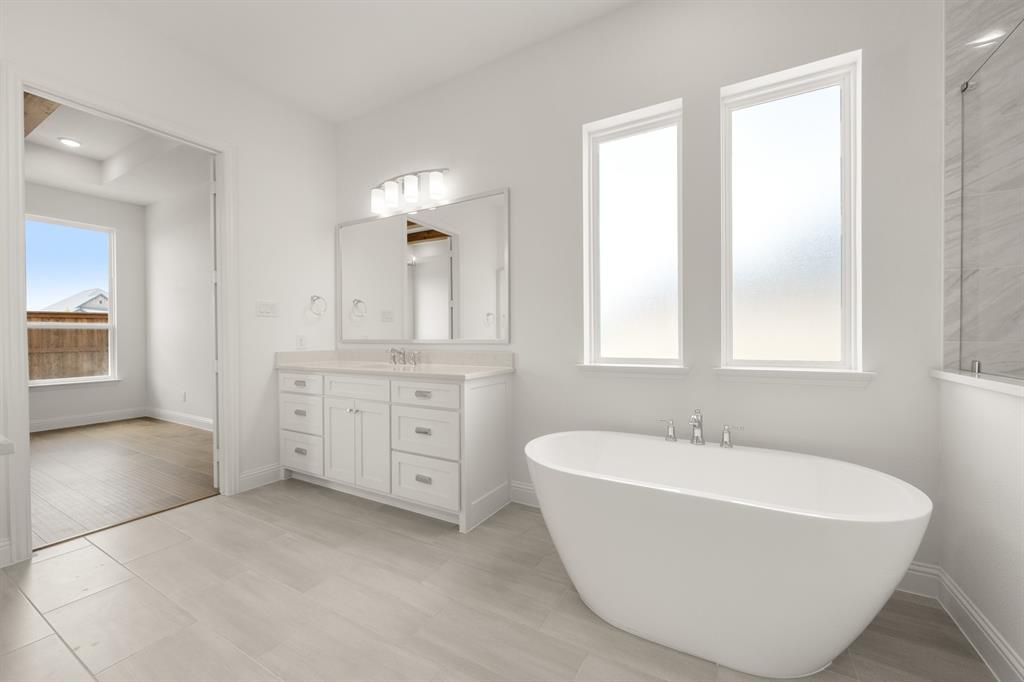 4718 Hawthorn Hills Lane - Photo 24