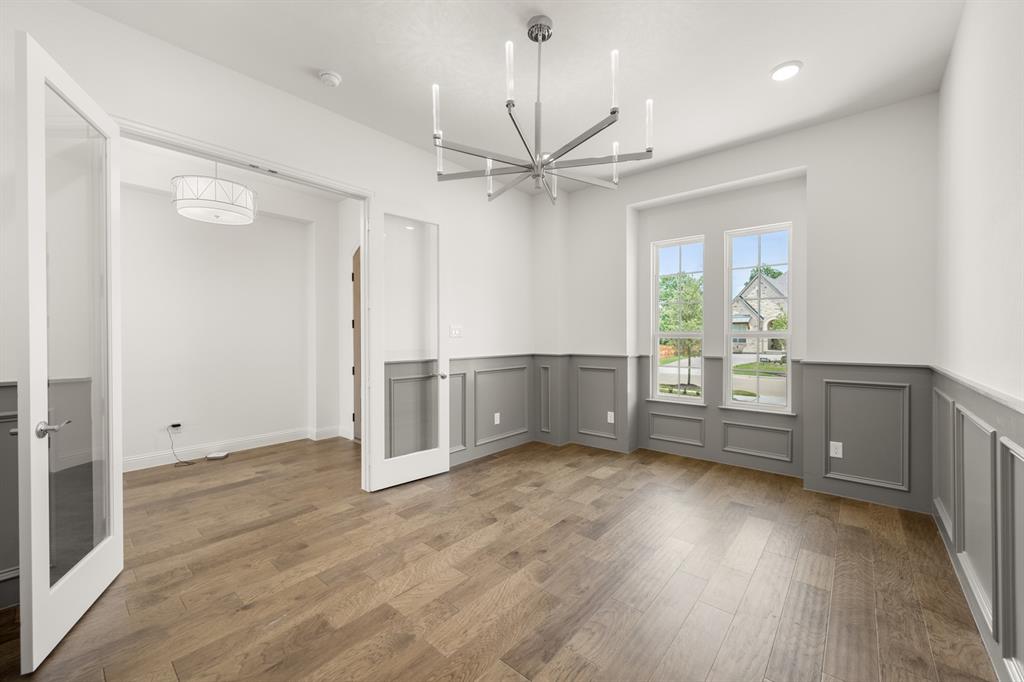 4718 Hawthorn Hills Lane - Photo 7