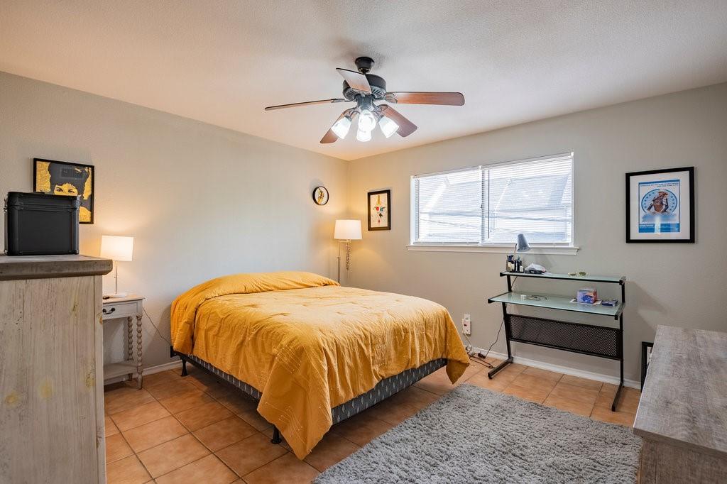 5000 Bowser Avenue - Photo 13