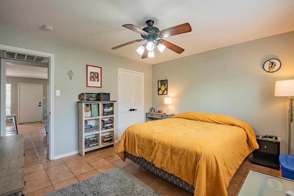 5000 Bowser Avenue - Photo 7