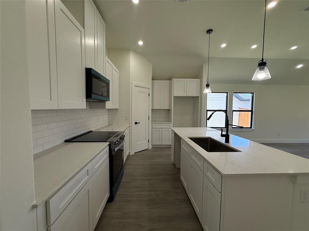 209 Comfort Drive - Photo 4