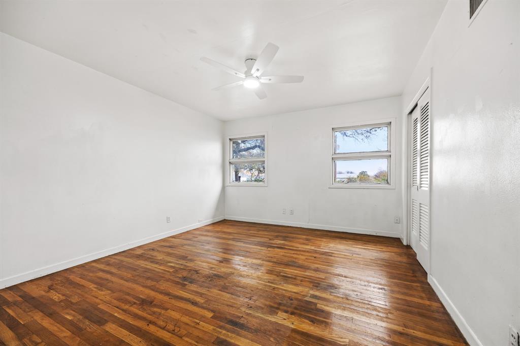 1002 W Woodlawn Street - Photo 11