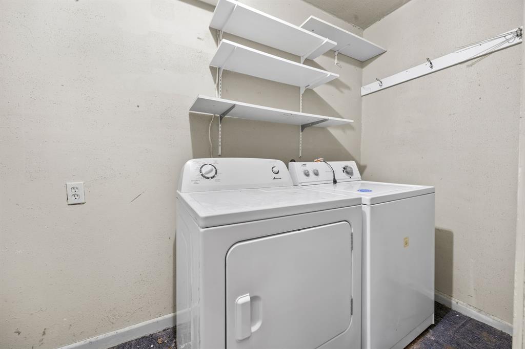 1002 W Woodlawn Street - Photo 12