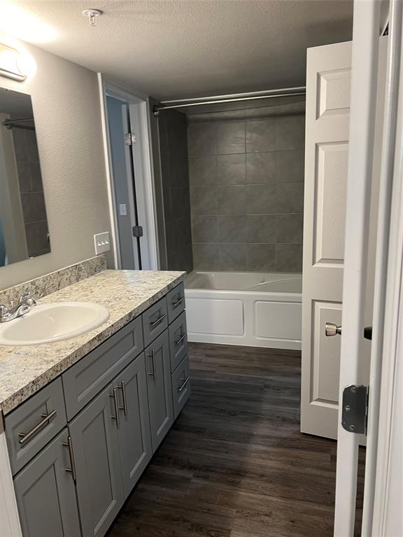 6108 Abrams Road - Photo 4