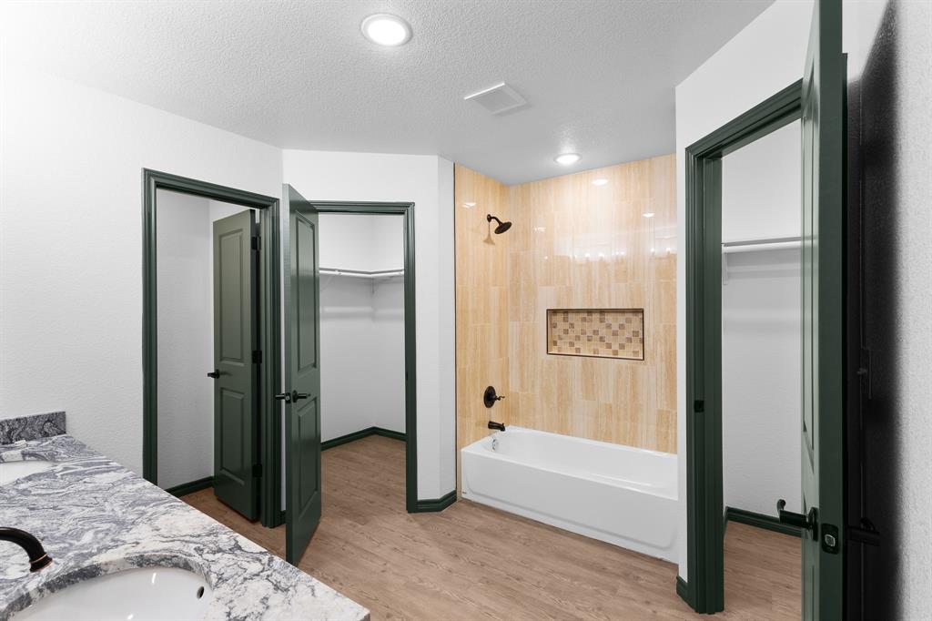 303 E Bois D Arc - Photo 17