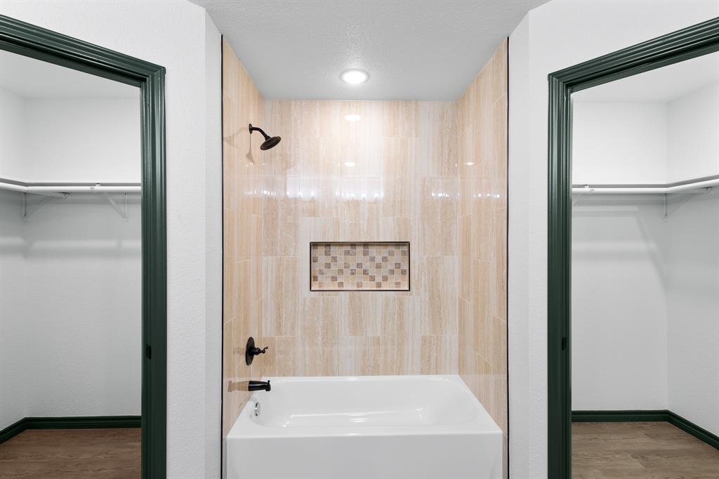 303 E Bois D Arc - Photo 18