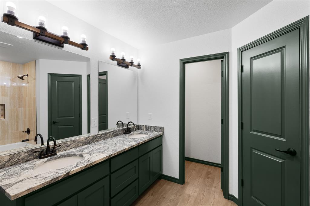 303 E Bois D Arc - Photo 20