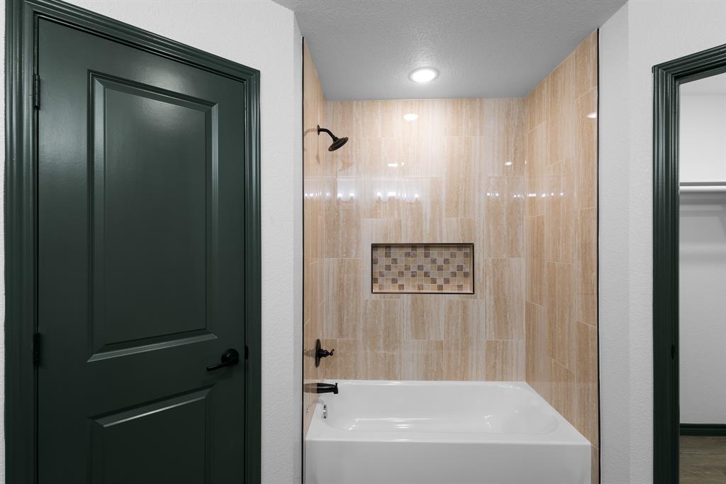 303 E Bois D Arc - Photo 24