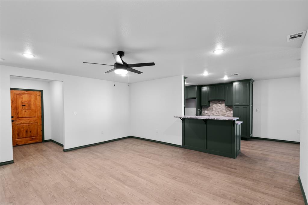 303 E Bois D Arc - Photo 8