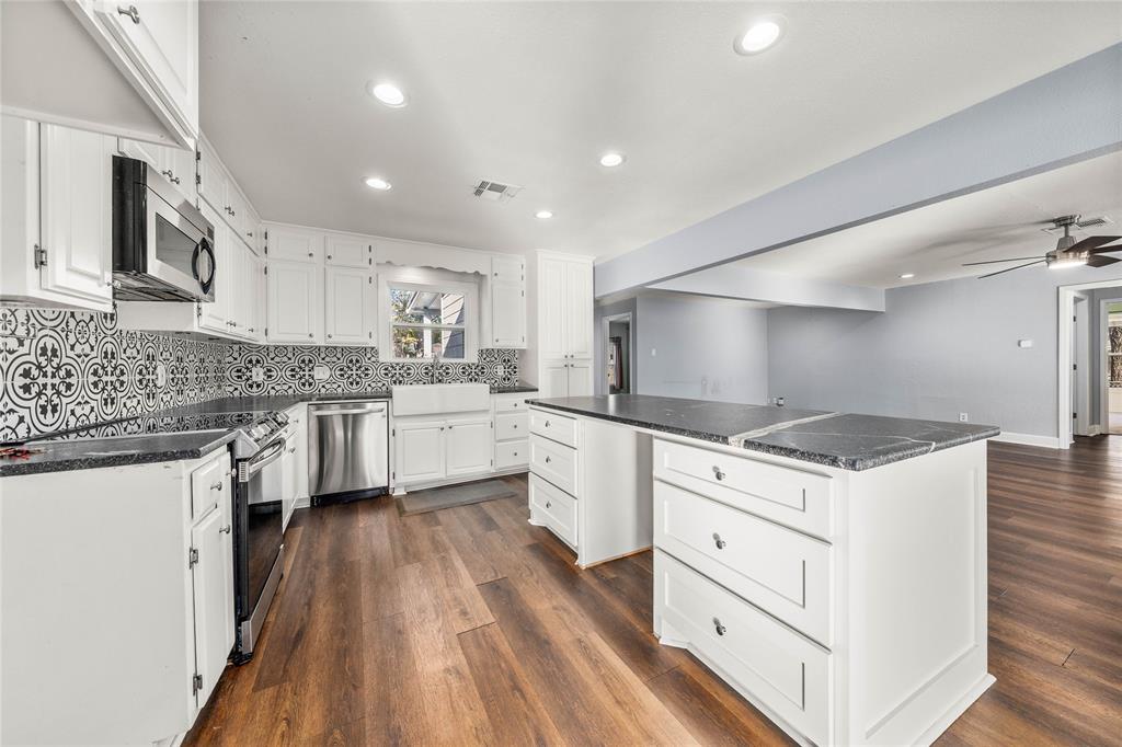 4007 Austin Avenue - Photo 20