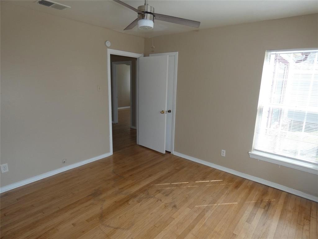 11819 Broadmoor Drive - Photo 14