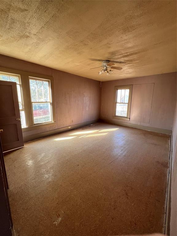 316 E 7th Street - Photo 3