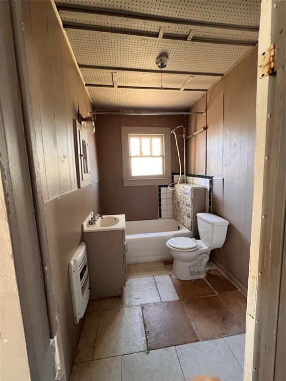 316 E 7th Street - Photo 5