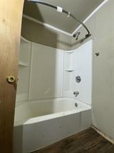 137 CR 2362 - Photo 18