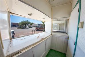 1222 Main Street - Photo 13