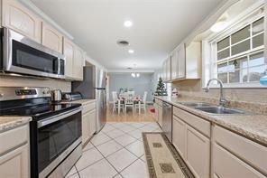 12637 State Highway 19 N - Photo 8